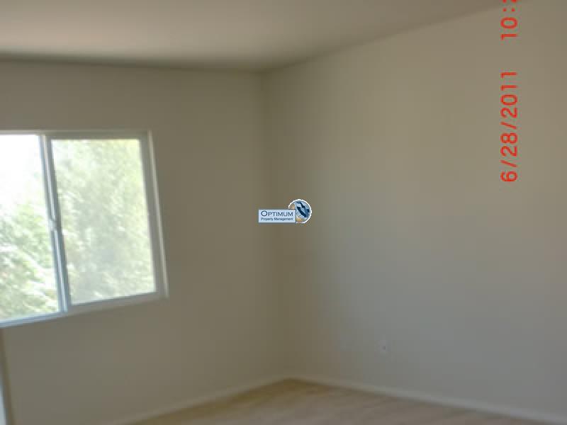 Large North Victorville 4 bedroom 5